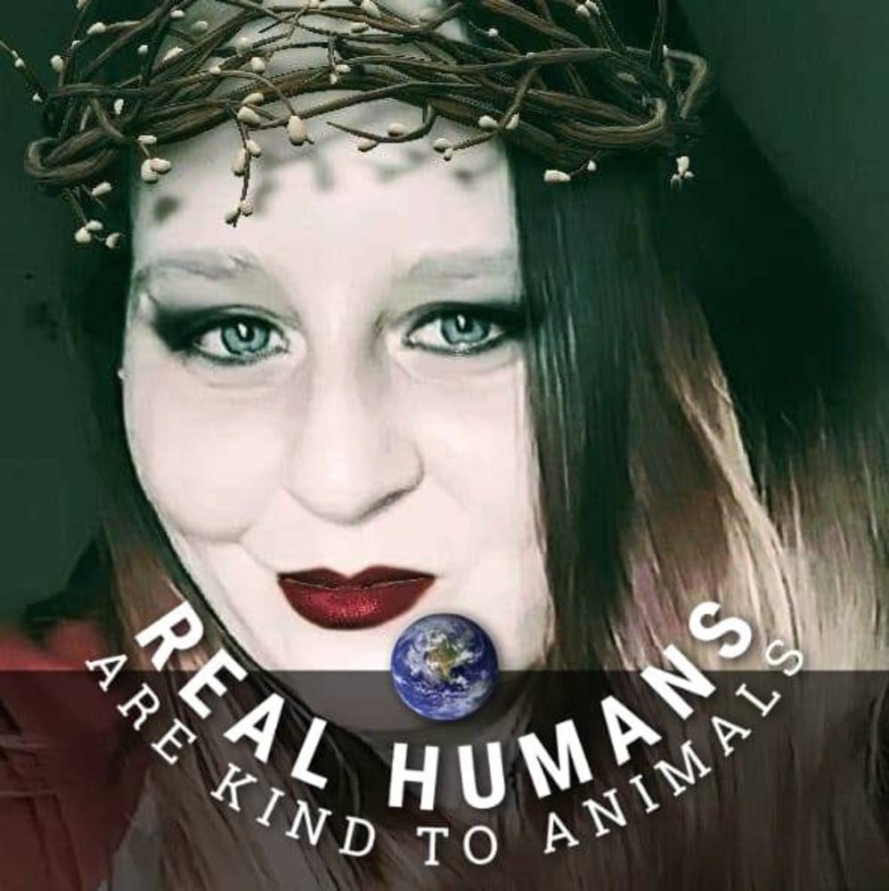 Meet your Posher, Lorianne